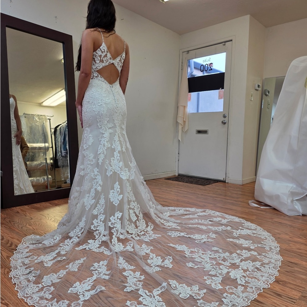 Mon Cheri White Lace Wedding Dress